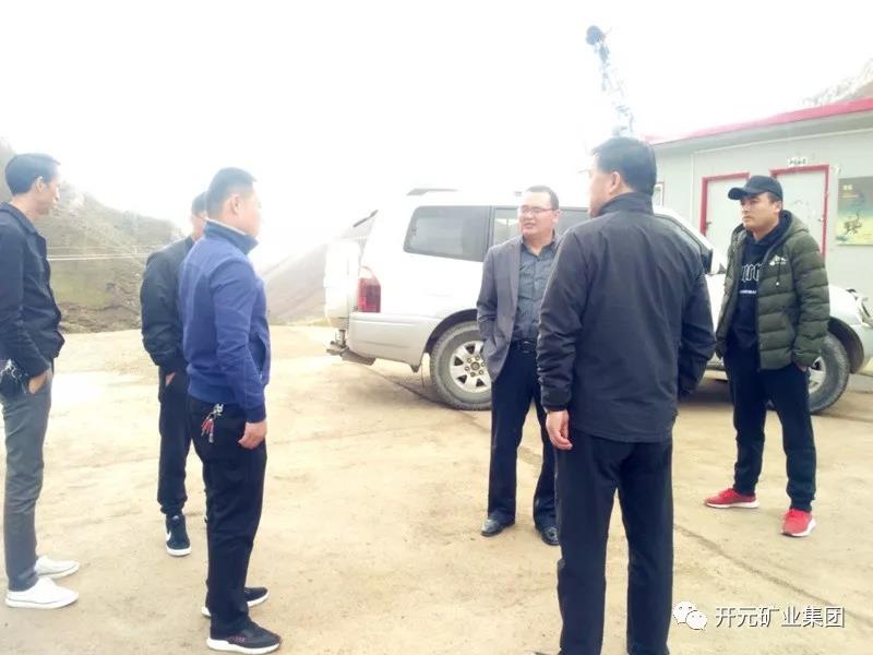 科學(xué)發(fā)展 統(tǒng)籌兼顧 穩(wěn)步生產(chǎn)│州、縣國(guó)土資源局領(lǐng)導(dǎo)赴興海銅鑫進(jìn)行年檢
