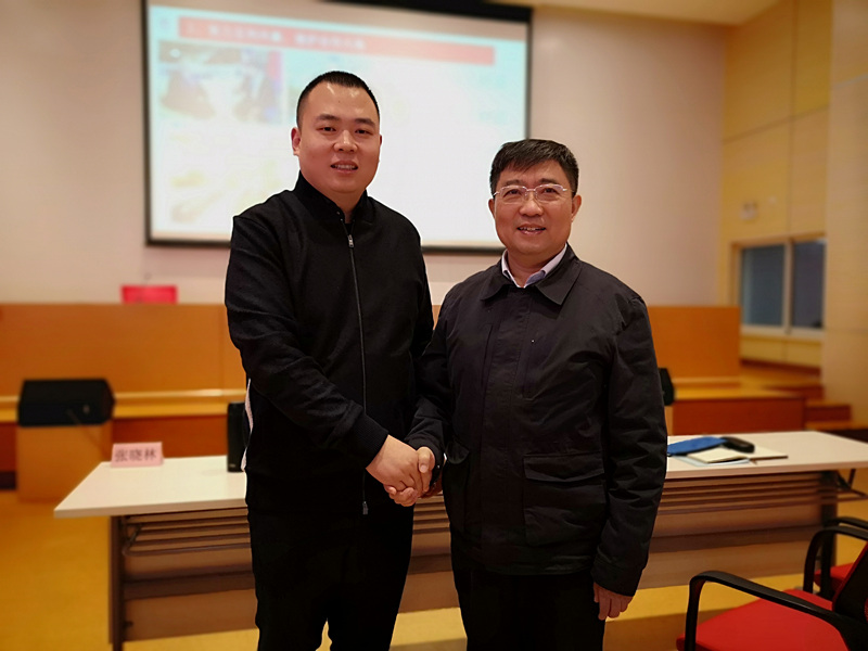 豫商赴滬，共研發(fā)展│許明月董事長參加民建河南省企業(yè)家會員班培訓